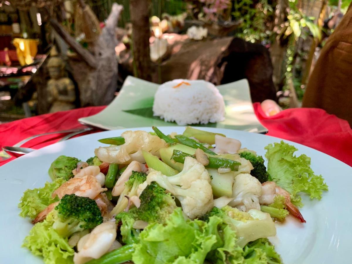Petit Villa Boutique & Spa Sziemreap Kültér fotó