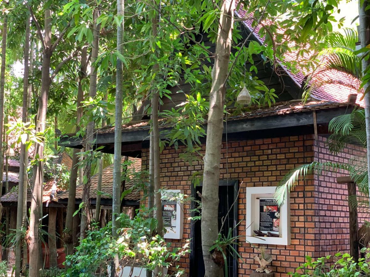 Petit Villa Boutique & Spa Sziemreap Kültér fotó